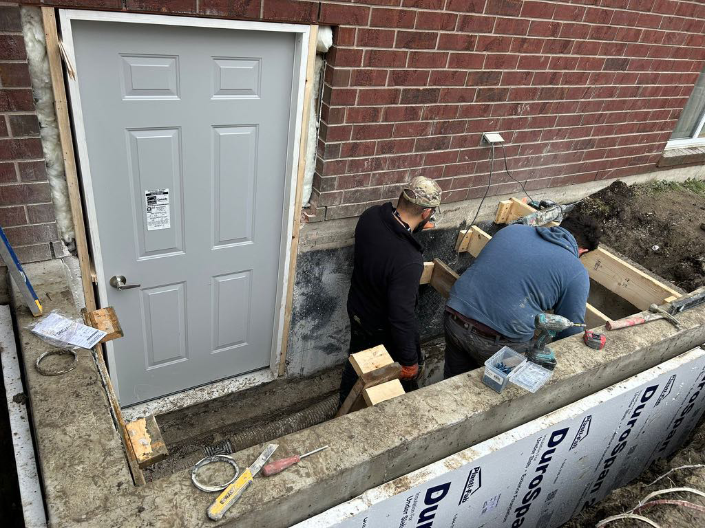 Transform your basement into a money-making asset! Learn how walkout basements with exterior doors create perfect rental spaces, home offices, or family retreats. Legacy Exteriors Inc. handles excavation and waterproofing to maximize your home's value and income potential.