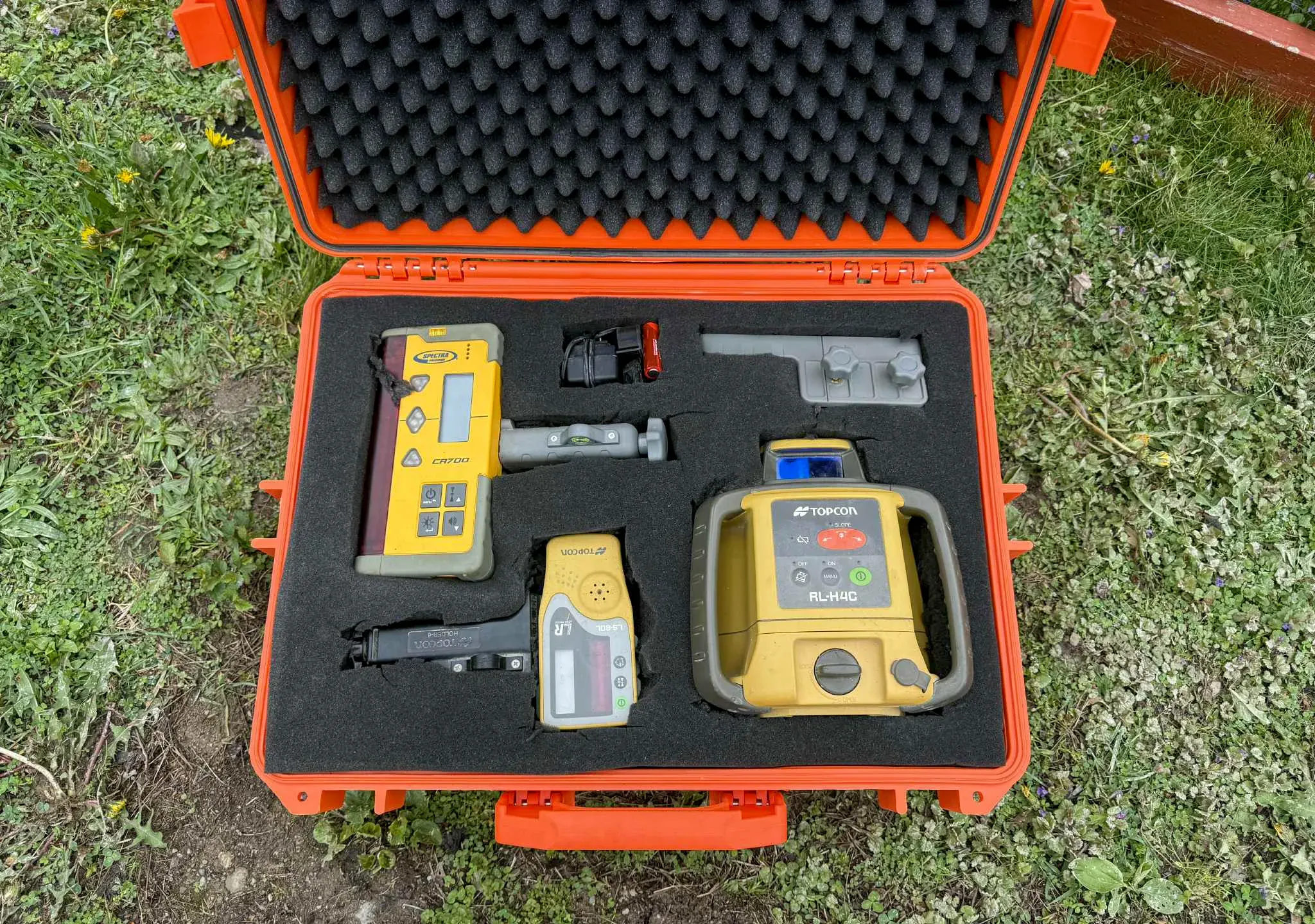 Our Spectra CR700 Receiver &#x26; Topcon RL H4C kit